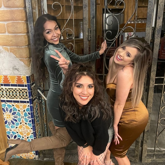 Meet your Posher, Brie - Picture 5 of 8